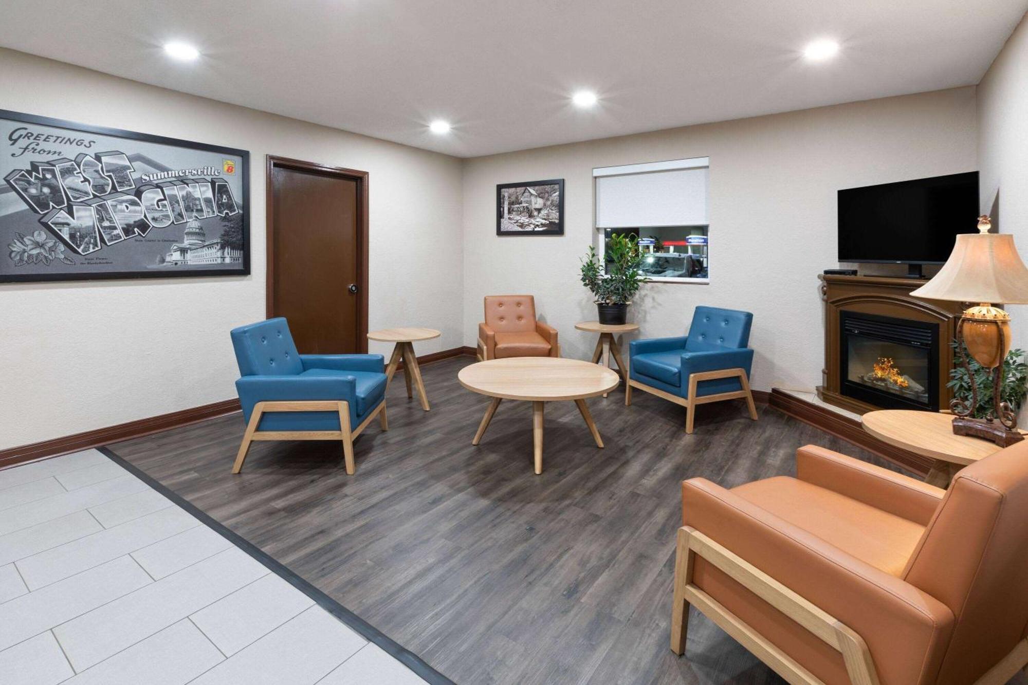 Super 8 By Wyndham Summersville - New River National Park Exteriér fotografie